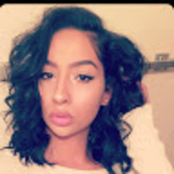 Meet your Posher, Myha - Picture 1 of 1